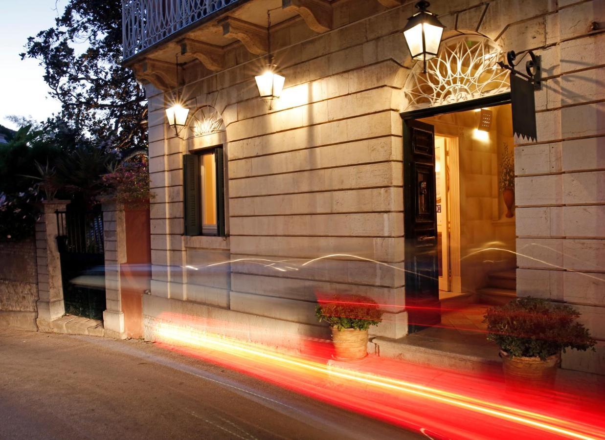 Siora Vittoria Boutique Hotel Corfu  Exterior photo