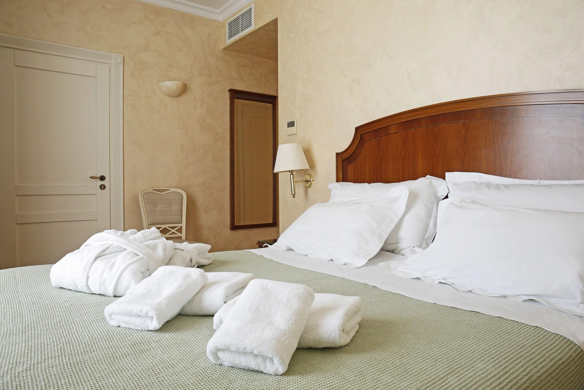 Siora Vittoria Boutique Hotel Corfu  Exterior photo