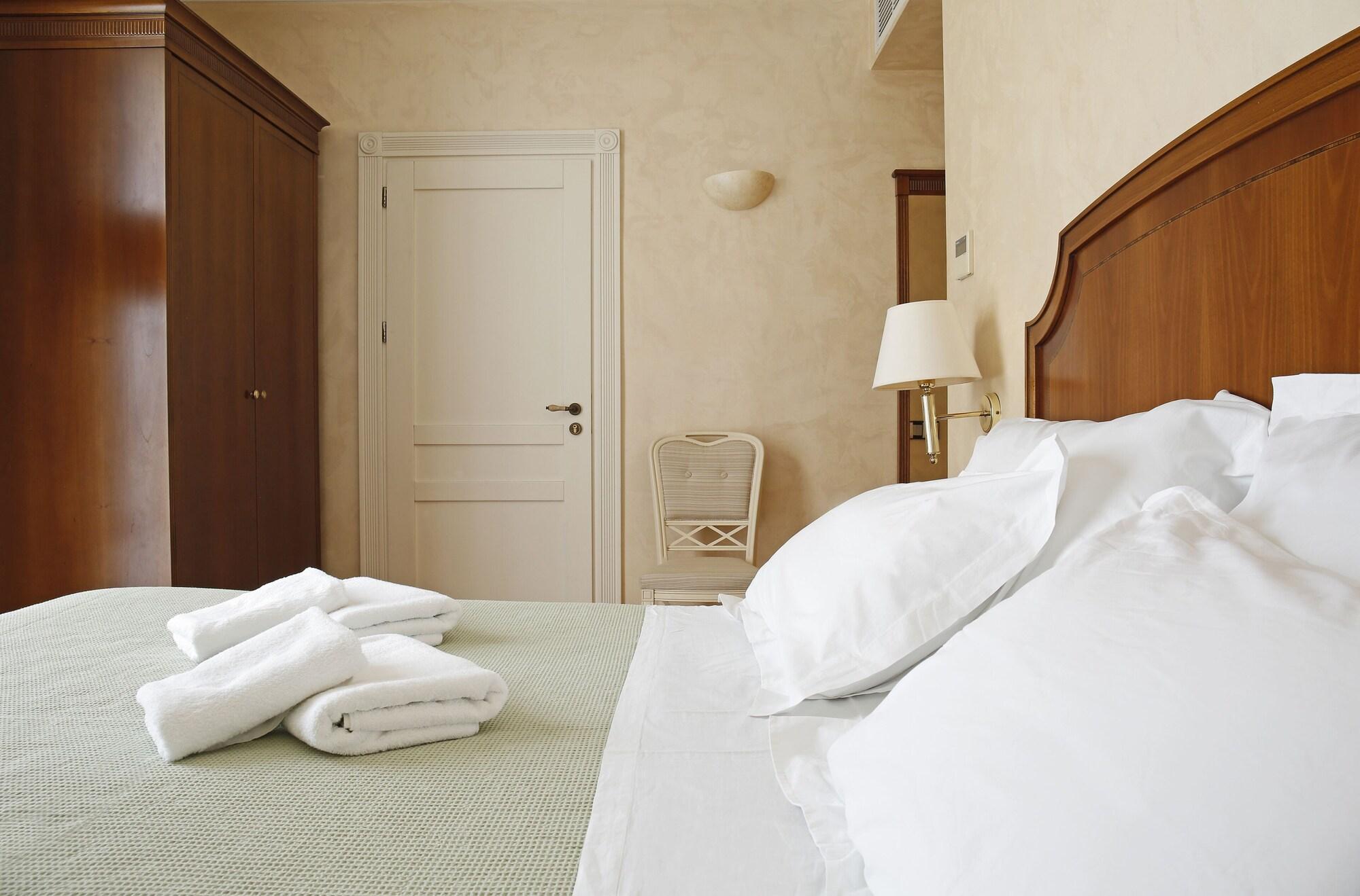 Siora Vittoria Boutique Hotel Corfu  Exterior photo